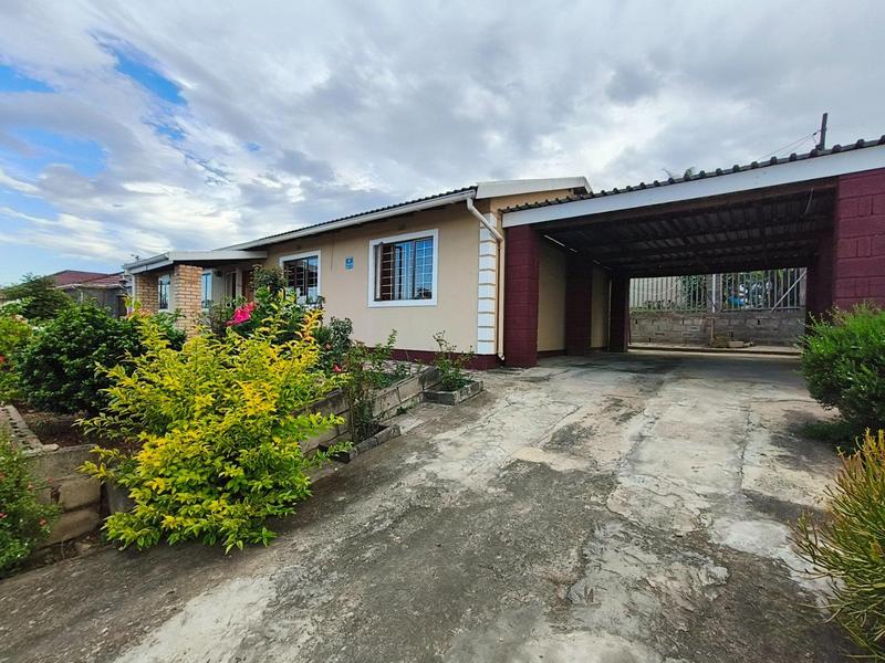 4 Bedroom Property for Sale in Mthata Eastern Cape